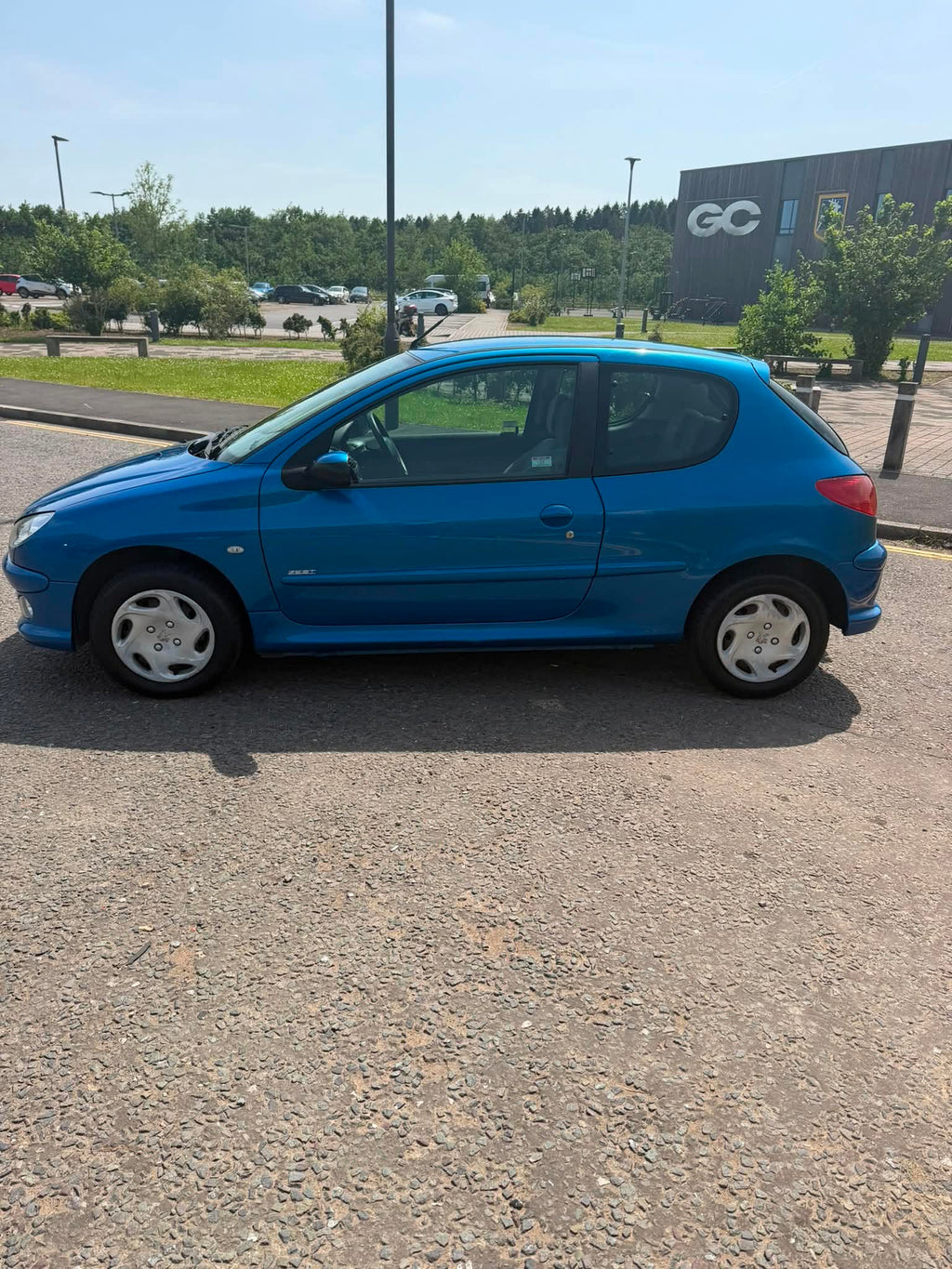 Peugeot206 – Only 71,400 Miles