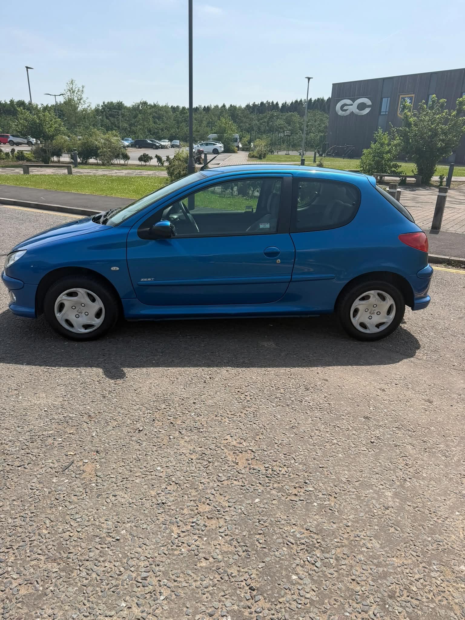 Peugeot206 – Only 71,400 Miles