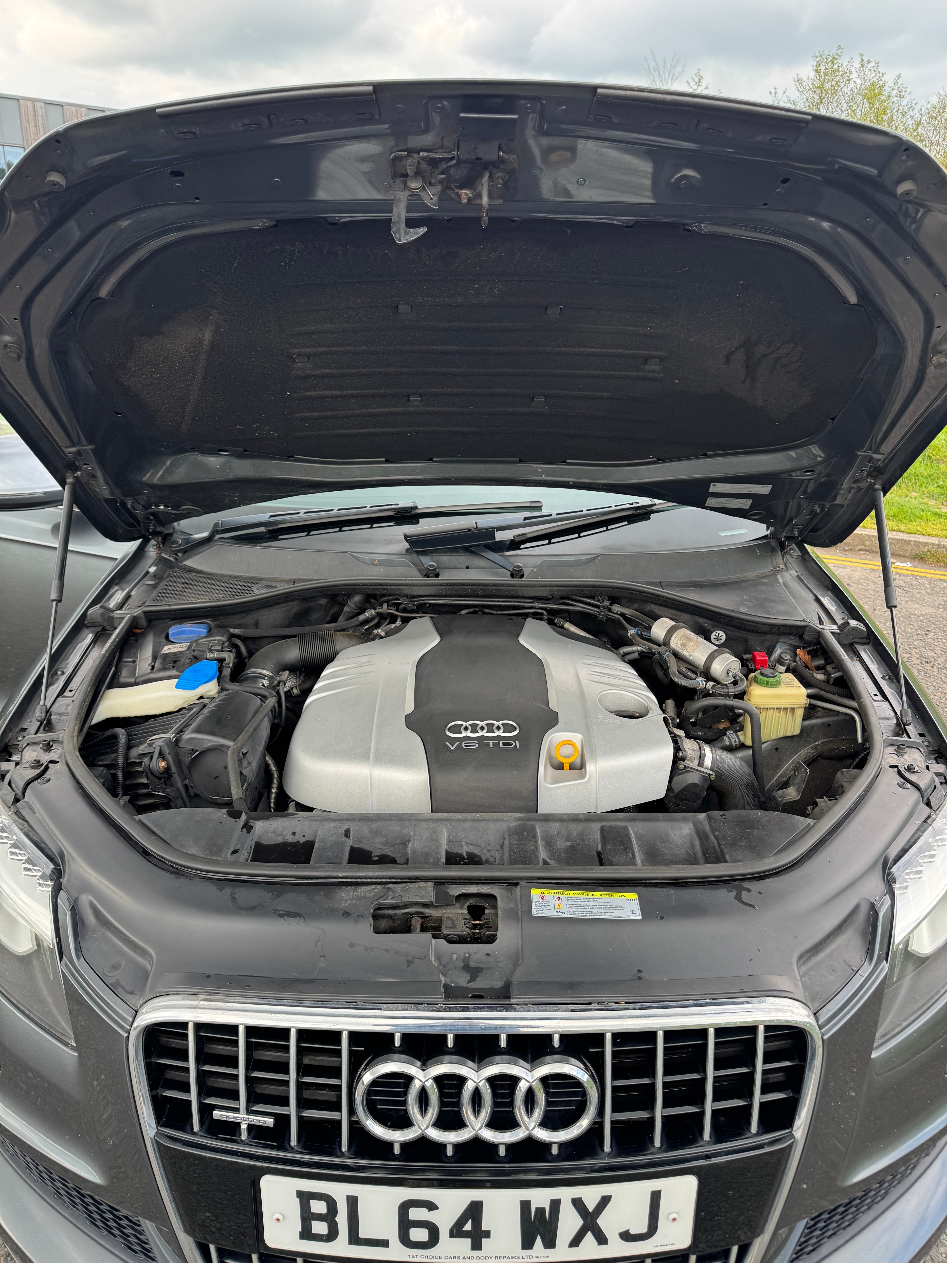 Audi Q7 S Line Quattro – 7 Seater – High Spec – Bose Sound