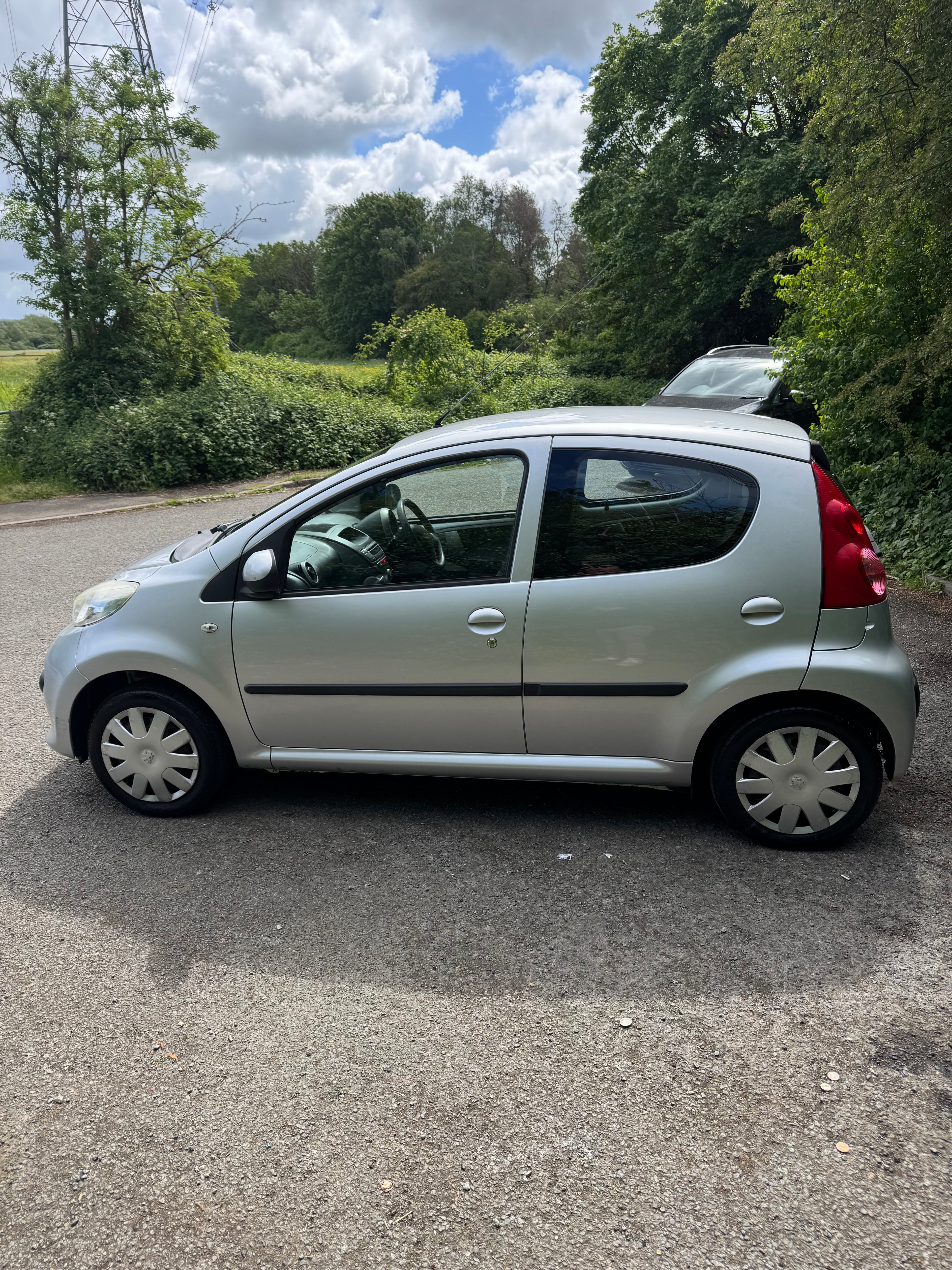🚗 2007 Peugeot 107 – Perfect First Car