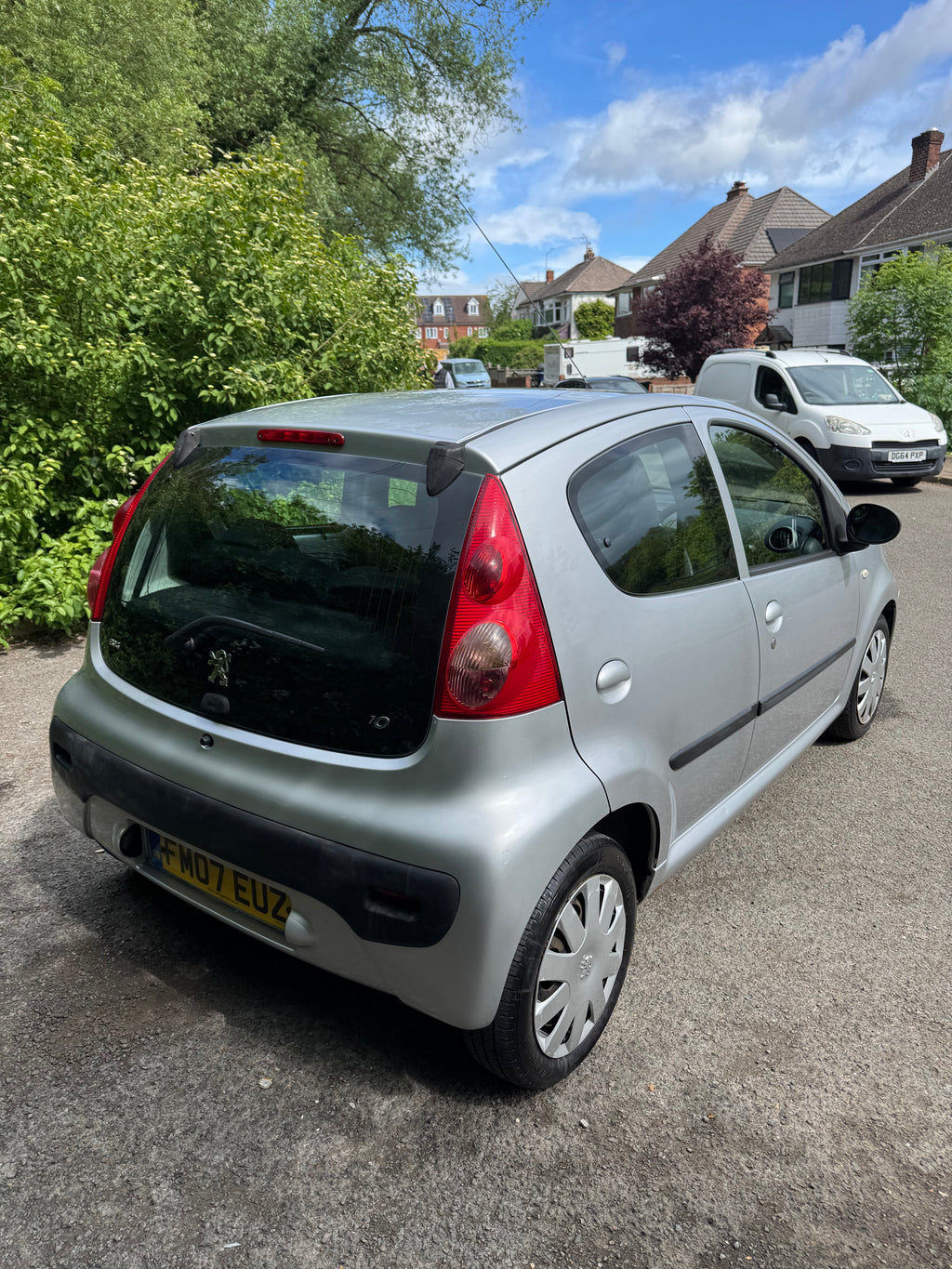 🚗 2007 Peugeot 107 – Perfect First Car