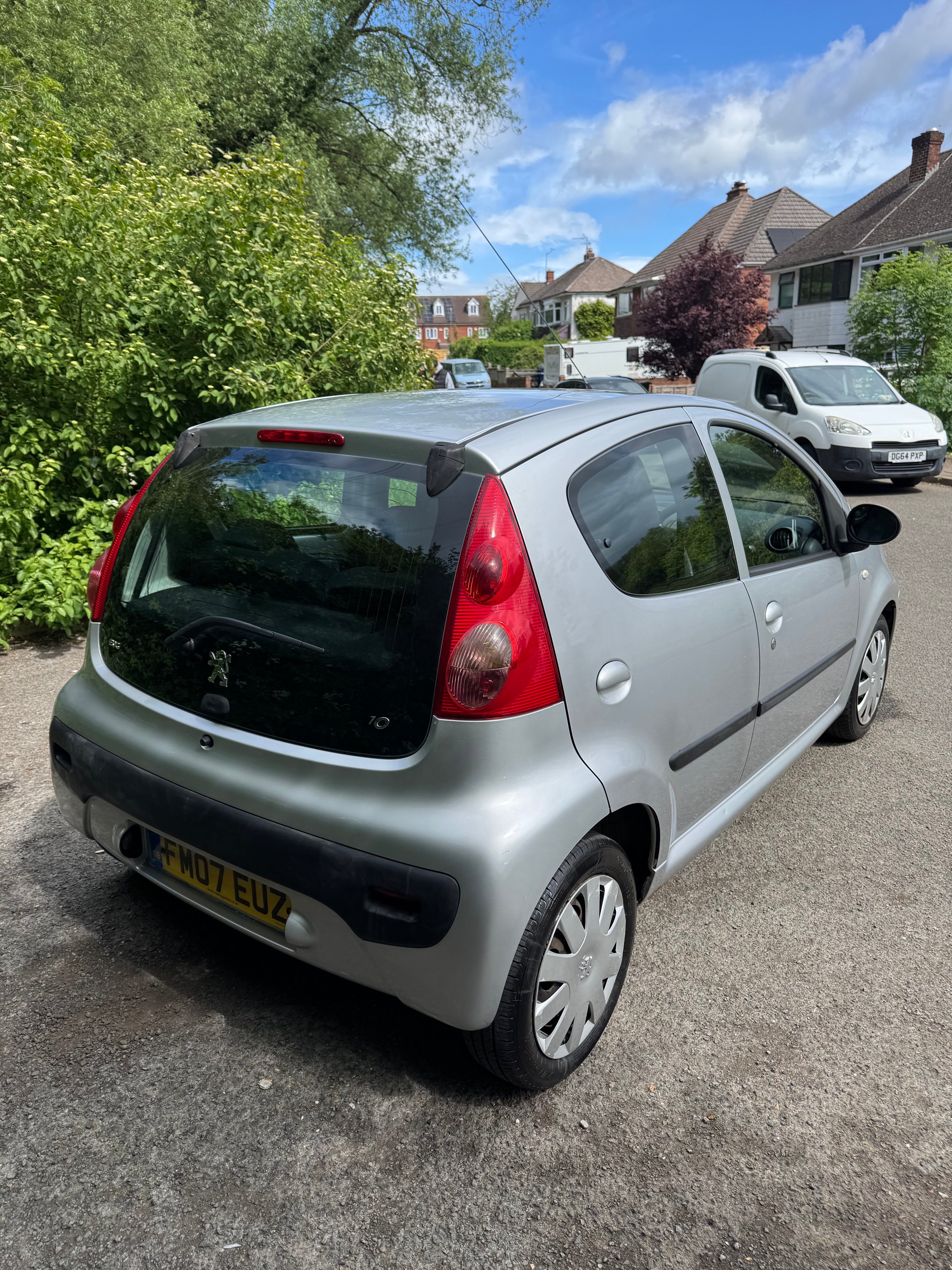 🚗 2007 Peugeot 107 – Perfect First Car