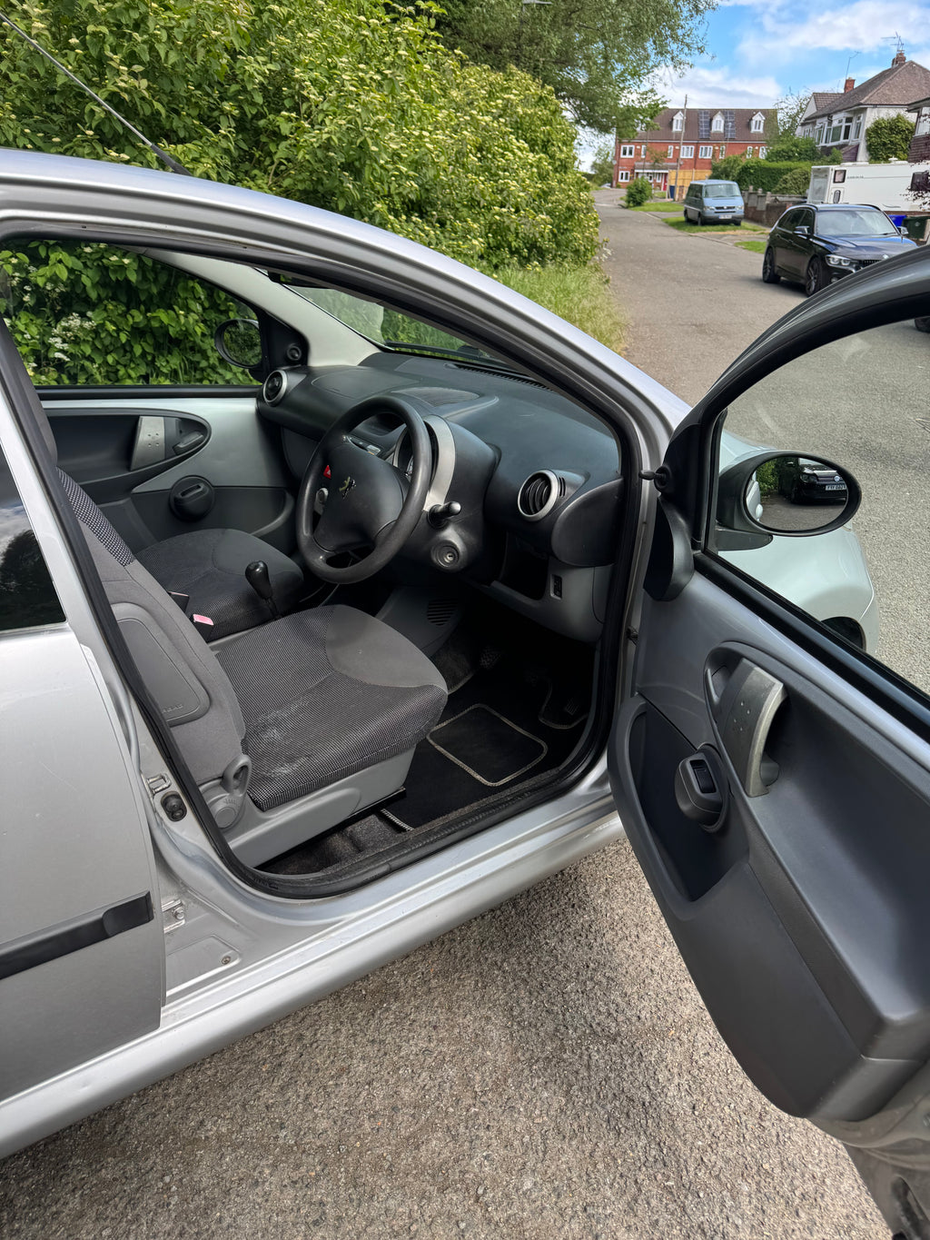 🚗 2007 Peugeot 107 – Perfect First Car